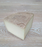 Ferme AOZTEIA - Fromage Fermier Basque Aop Ossau-iraty Au Lait Cru - 750g Environ