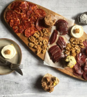 Ferme de Pleinefage - Apéro périgourdin pour 4 personnes - charcuterie et fromage