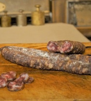 Charcuterie Mannei - Saucisse sèche fermière de porc Nustrale