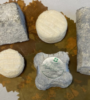 Le Petit Perche - Composition intermédiaire : Nos fromages de chèvre + 1 Mini Perche Offert