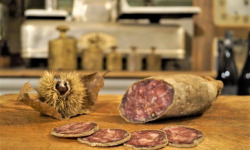 Charcuterie Mannei - Saucisson sec Fermier de Porc Noir Nustrale - Affiné 8 Mois en Morceau