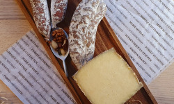 Maison Marie SEVERAC - Planche Bedaule (B): Demi Salérac, saucisson et  saucisse  de boeuf Salers