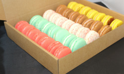 Les Macarondises - 35 Macarons Bonbons
