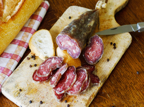 La ferme d'Enjacquet - Saucisson porc fait maison