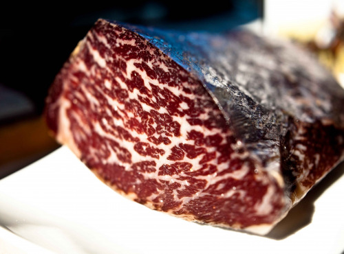 MAISON AITANA - Jambon de Bœuf Wagyu - "Caviar Wagyu" - Pièce Entière