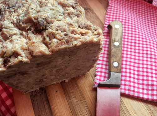 La Ferme de Cintrat - Terrine de rillettes tranchée