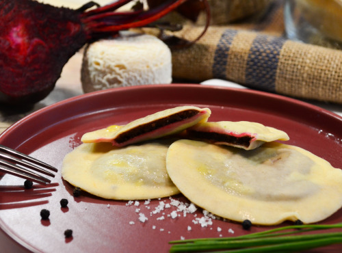 Maison Dejorges - Ravioli betterave chèvre et ciboulette - 3/4 pers