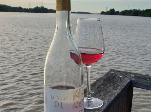 Château des Bachelards - Le Rosé 01, Intense comme l'Amour...