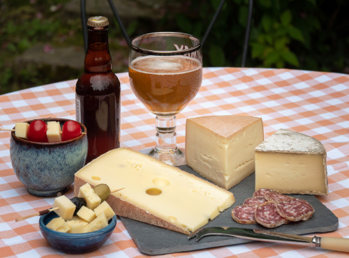 Les Fermes Vaumadeuc - Panier à partager - 2 Tommes, 2 Val-Doré