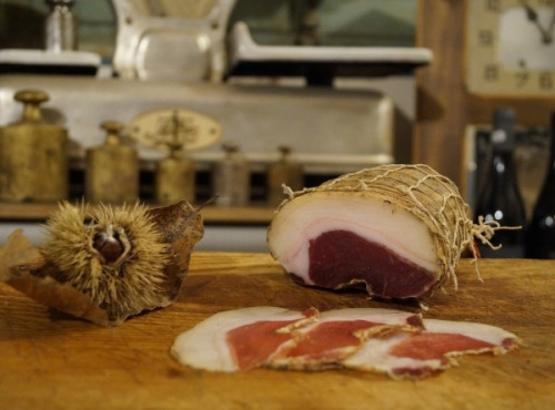 Charcuterie Mannei - Lonzo Fermier de Porc  - Affiné 6 Mois en Morceau