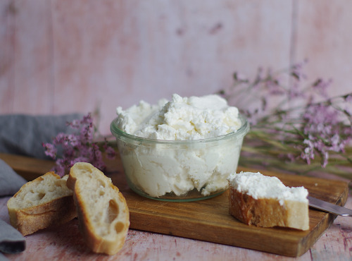 Elevage La Doudou - Fromage Blanc De Chèvre