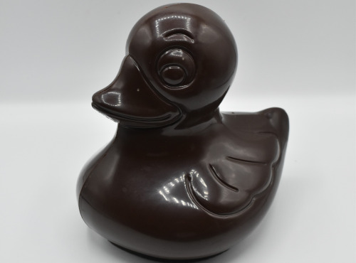 Philippe Segond MOF Pâtissier-Confiseur - Canard de Pâques praliné noir 130g