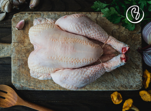 Maison BAYLE   -                                                                                                                                       Champions du Monde de boucherie 2016 - Poulet Fermier - 2.100 kg