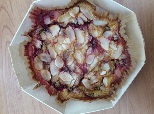 Le Jardin des Gallines - Clafoutis Aux Fraises Du Jardin Et Amande - 2 Pers