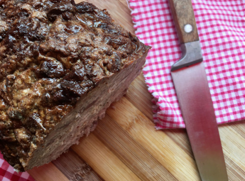 La Ferme de Cintrat - Terrine de pâté de campagne tranchée