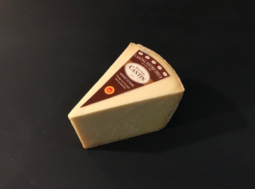 La Fromagerie Marie-Anne Cantin - Cantal Entre-deux Au Lait Cru Aop