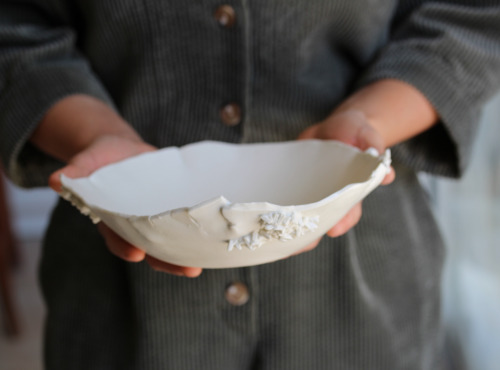 Atelier Eva Dejeanty - Coupelle en porcelaine de la collection Minéral