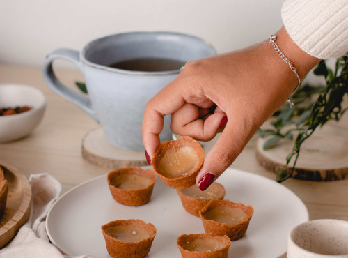 La Jolie Tarte - Boite cadeau de 20 minis tartes au caramel