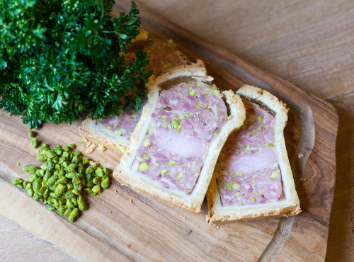 Ferme de Montchervet - Pâté en Croûte Pistaché X 2 Tranches, 230g