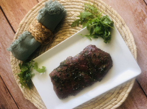 Hippolyte - [SURGELÉ] Steak de cheval mariné sauce ail des ours