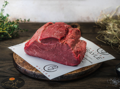 Maison BAYLE   -                                                                                                                                       Champions du Monde de boucherie 2016 - Pièce de bœuf à rôtir Fin Gras du Mézenc AOP - 1kg200